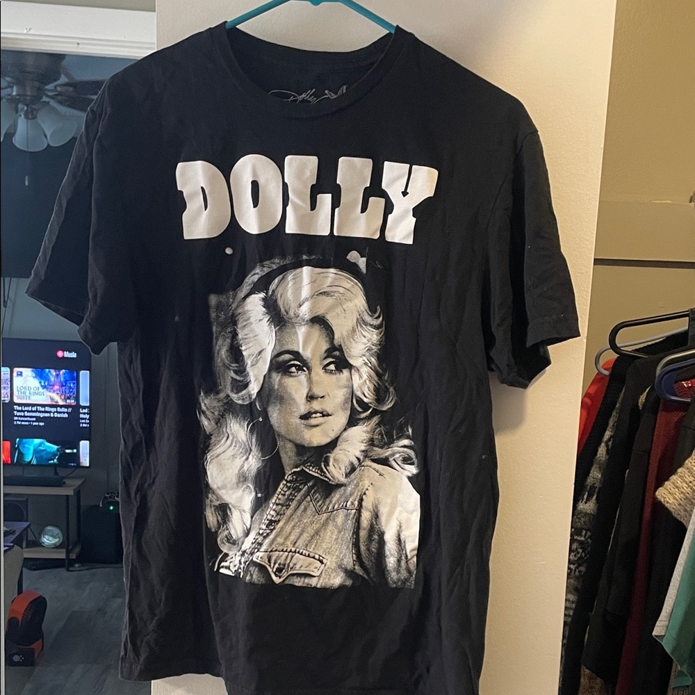 MAD Engine Black Dolly Graphic Tee